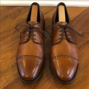 Allen Edmonds Walnut Clifton 9 D